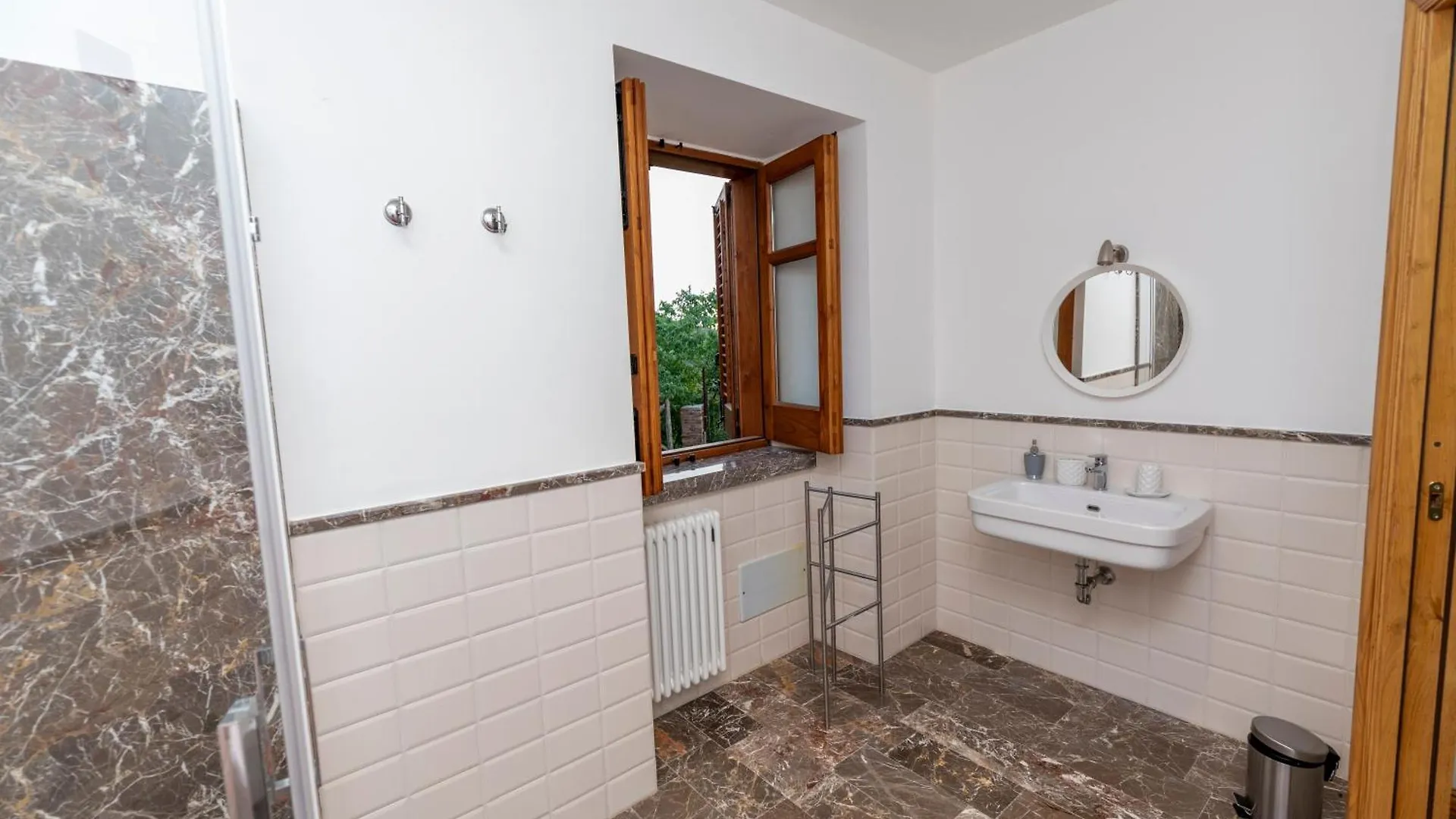 Villa Tecla Capri Leone 0*,  Italy